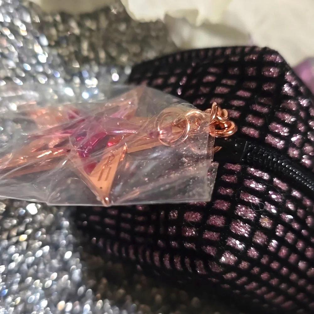 ❇️🧚‍♀️MAC Cosmetics RARE Holiday Purple & Black Glitter Starlit Charm Bag NWT